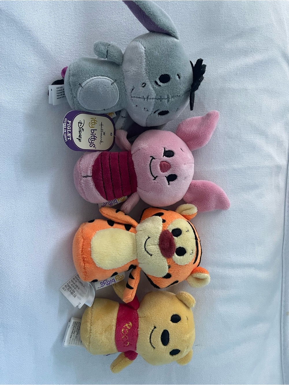 Hallmark Disney Pooh Itty Bitty Set